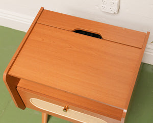 Ari Nightstand