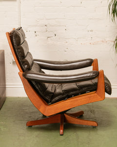 Lied Mobler Leather Reclining Lounge Chair and Ottoman