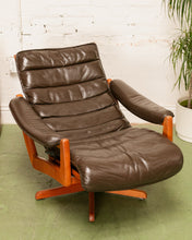 Load image into Gallery viewer, Lied Mobler Leather Reclining Lounge Chair and Ottoman
