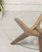 Load image into Gallery viewer, Nina Sculpted Dining Table
