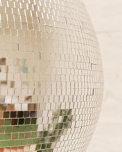 Load image into Gallery viewer, Motorized Club Grade Vintage Disco Ball
