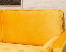 Load image into Gallery viewer, Citron Sofa
