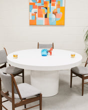 Load image into Gallery viewer, Clara Round White Glossy Table
