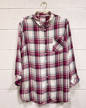 Load image into Gallery viewer, Plaid Ava &amp; Viv Blouse (3X)
