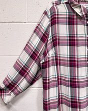 Load image into Gallery viewer, Plaid Ava &amp; Viv Blouse (3X)
