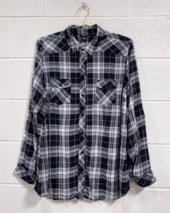 Torrid Black and White Plaid Blouse (2)