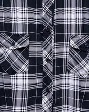 Load image into Gallery viewer, Torrid Black and White Plaid Blouse (2)
