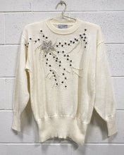 Load image into Gallery viewer, Vintage Cream Beaded Sweater (M)
