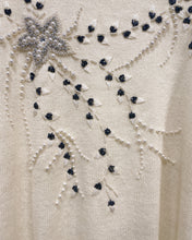 Load image into Gallery viewer, Vintage Cream Beaded Sweater (M)
