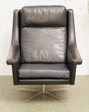 Load image into Gallery viewer, George Thams Leather Lounge Chair
