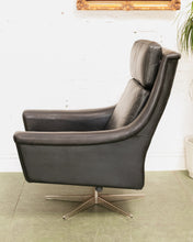 Load image into Gallery viewer, George Thams Leather Lounge Chair
