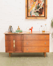 Load image into Gallery viewer, Vintage 6 drawer Mid Century Dresser
