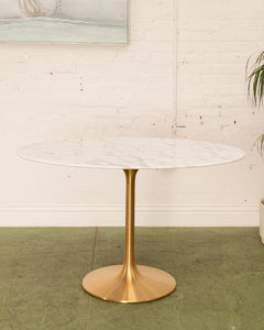 47” Daisy Oval Table With Gold Base