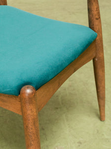 Scandinavian Dining Chair in Teal Velvet