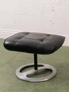 Leather Lounge Chair and Ottoman