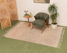 Load image into Gallery viewer, Vintage Beige Rug
