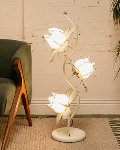 White Vintage Post Modern Lotus Lamp