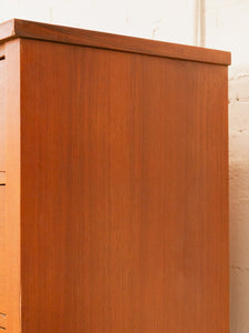 6 Drawer Mohagany Dresser