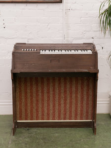 Vintage Piano by Magnus