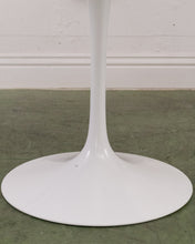 Load image into Gallery viewer, Original Marble Saarinen For Knoll Tulip Dining Table
