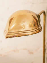 Load image into Gallery viewer, Gold Vintage Shell Lamp
