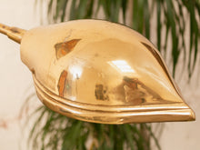 Load image into Gallery viewer, Gold Vintage Shell Lamp
