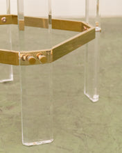 Load image into Gallery viewer, Lucite Vintage Counter Stools
