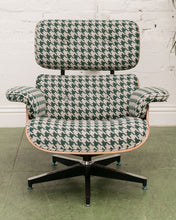 Load image into Gallery viewer, Green Houndstooth Chair &amp; Ottoman
