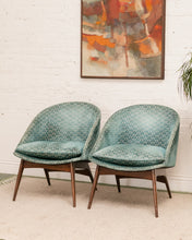 Load image into Gallery viewer, Mid Century Bucket Chair
