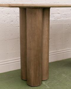 Chunky Leg Console