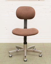 Load image into Gallery viewer, Brown Vintage Steelcase Chair
