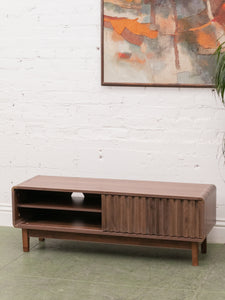 Pauli Credenza