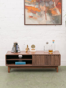 Pauli Credenza