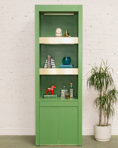 Kelly Green 1970’s Shelf Vintage