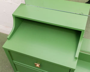 Kelly Green Vanity