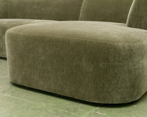 Bonnie 2 Piece Sectional Sofa in Amici Moss