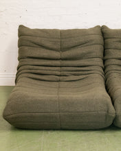 Load image into Gallery viewer, Slouchy 70&#39;s Style 3 Seat Sectional in Green
