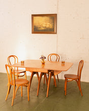 Load image into Gallery viewer, 1960s Heywood Wakefield Wishbone Mid Century Dining Table
