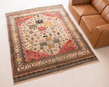 Load image into Gallery viewer, Olive Green Accents Vintage Rug
