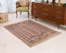 Load image into Gallery viewer, Handwoven Persian Wool Rug
