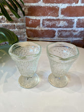 Load image into Gallery viewer, Pair of Jeannette Finlandia Tree Bark Dessert Glasses
