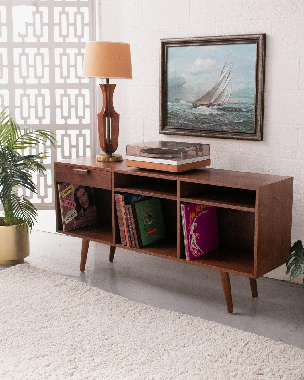 Sunbeam Exclusive Boston Credenza